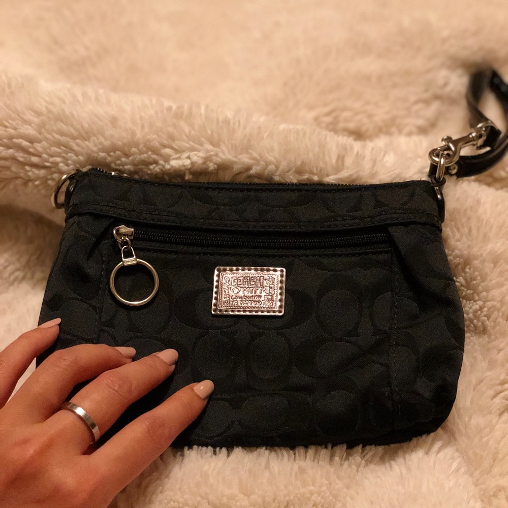 Black Coach Poppy signature wristlet NWOT